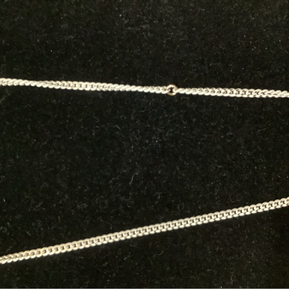 Skull and portrait of Jesus necklace . - Picture 6 of 7